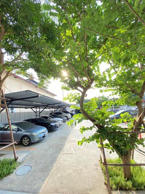 Wawa Residence รัชดา 36 Nonthaburi Exterior foto